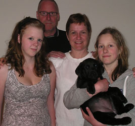 Familjen Luthman med Saga (Avalon) som flyttar till Sundsvall. 24/4 2007