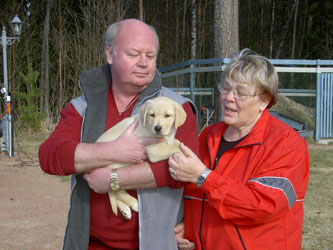 Tanya (Atlantis) med husse Håkan och matte Gunilla som flyttar till Sundsvall. 27/4 2007